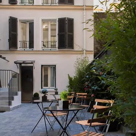 Hotel Mirabeau Eiffel-3